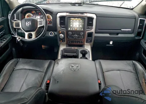 2018 Ram 1500 Laramie z USA, uszkodzony, nr VIN 1C6RR7NM6JS256786